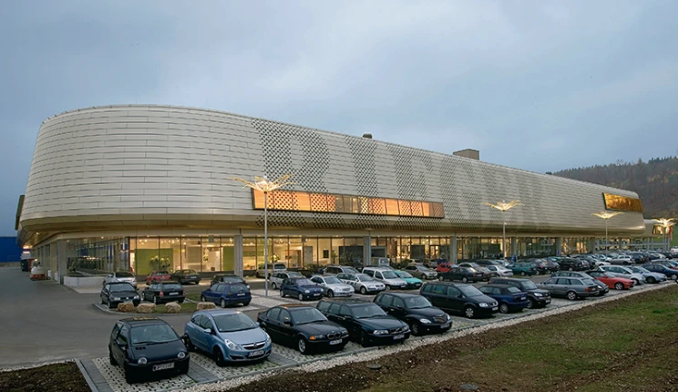 furniture store - new construction - facade design - Möbel Rieger Esslingen - area overview from outside
