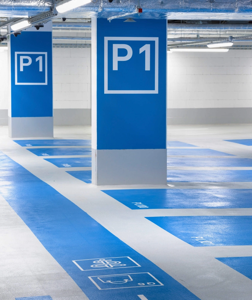 Orientation system, communication design, naming - Q 6 Q 7 Mannheim -  underground car park - wayfinding and parking stall