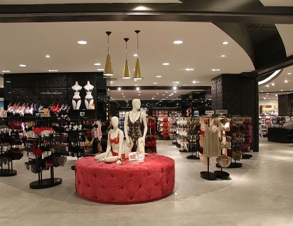 department store - highrise building - conception and realisation - Zen Department Store Bangkok - lingerie department - area overview